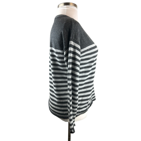 Eileen Fisher 100% Merino Wool V-Neck Sweater Striped Gray Women's Size Small - Picture 4 of 9
